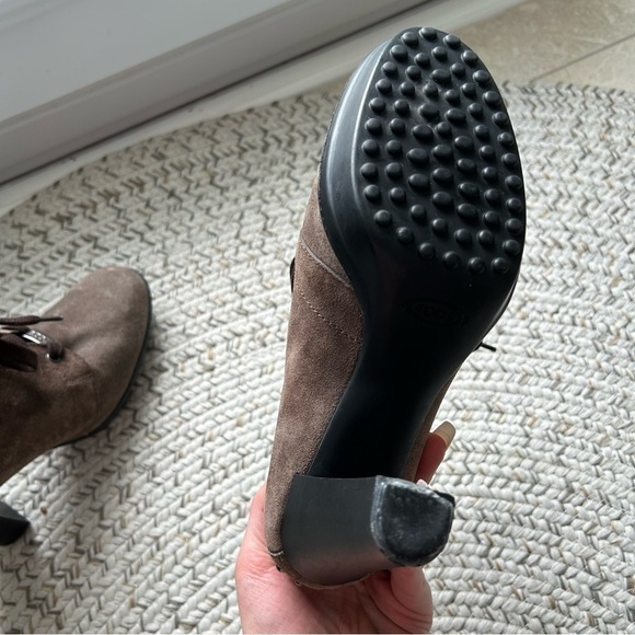 [6.5] Tod's Aspen Penny Lu Lace Up Heeled Boots in Brown Suede NWOT Women’s - Picture 10 of 12